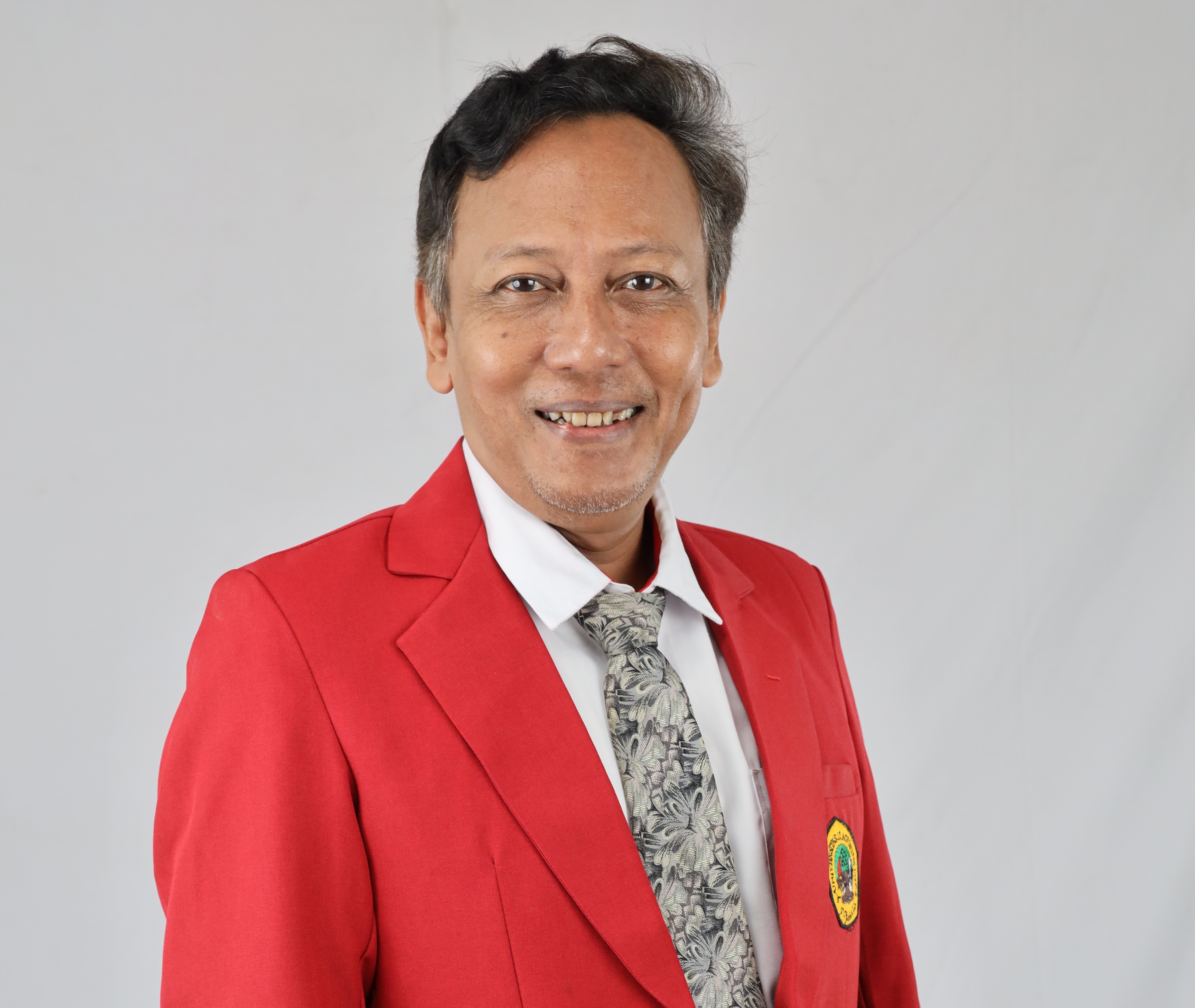 Dr. Achluddin Ibnu Rochim, SH., M.Si