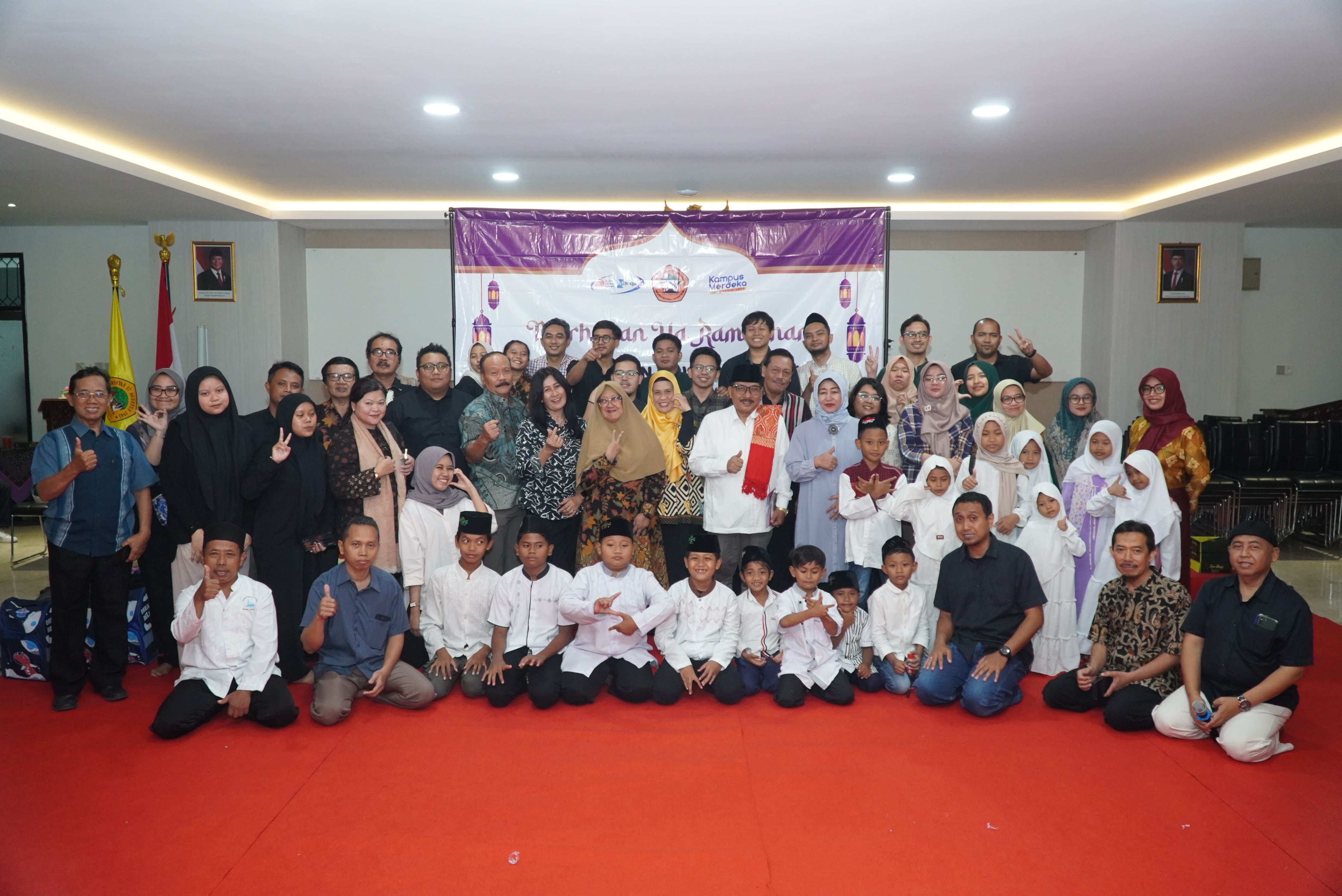 Buka Bersama Fisip Untag Surabaya